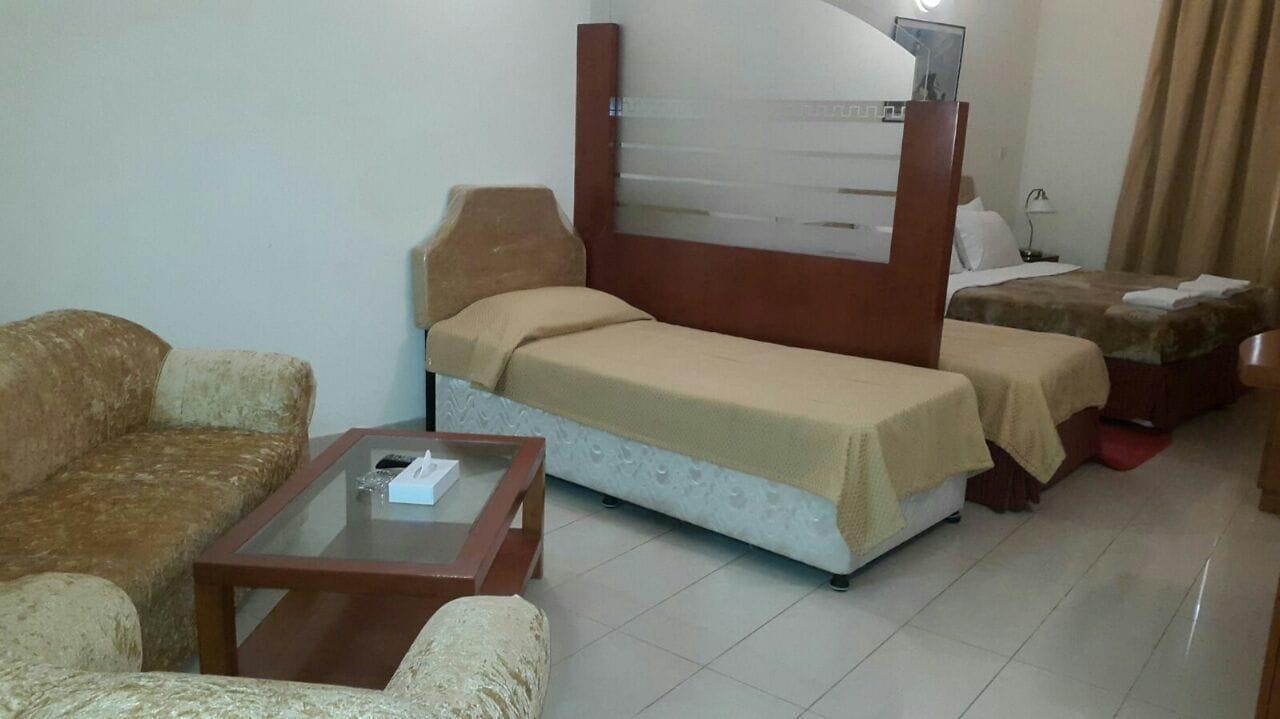 Al Raien Hotel Apartment Дубай Экстерьер фото