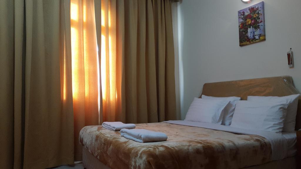 Al Raien Hotel Apartment Дубай Номер фото